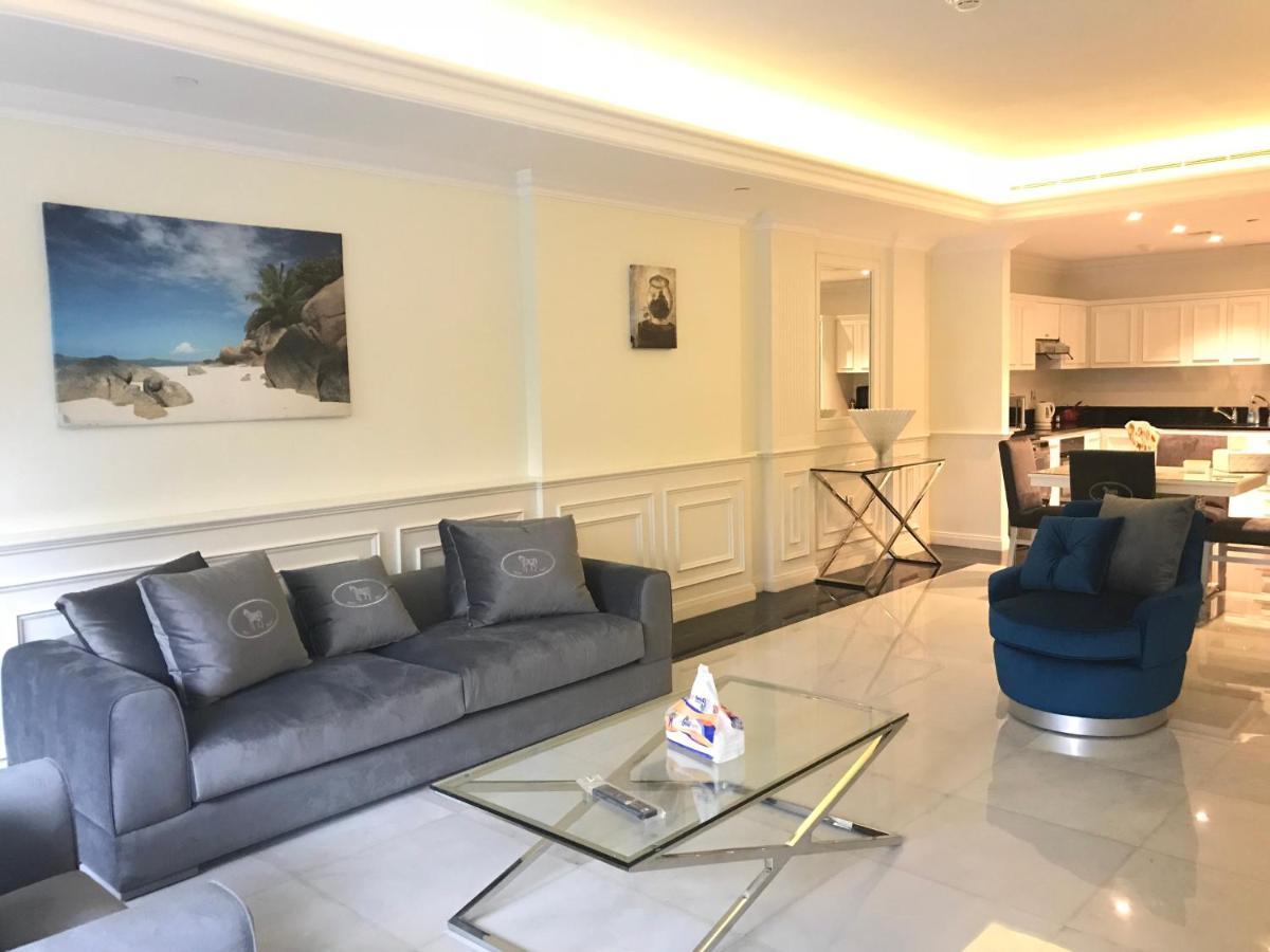 Versace Tower Luxury Suites - Downtown Бейрут Екстериор снимка