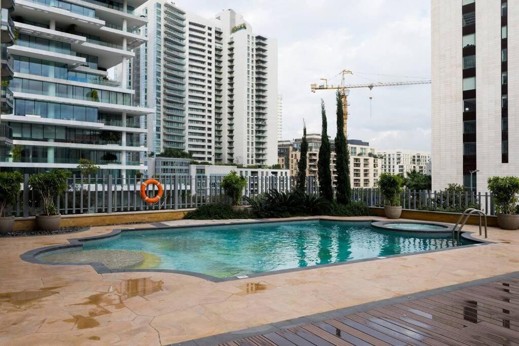 Versace Tower Luxury Suites - Downtown Бейрут Екстериор снимка