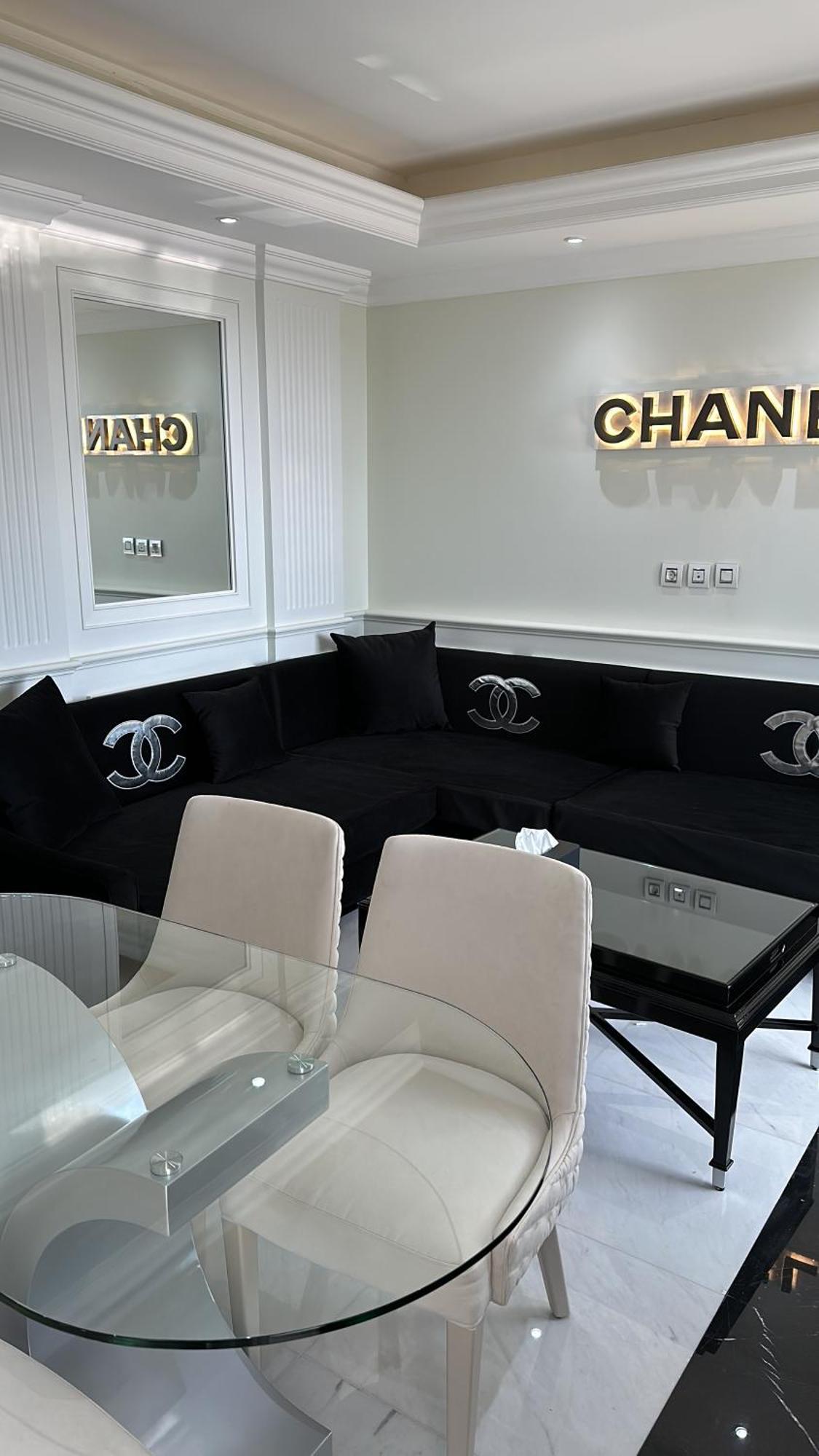 Versace Tower Luxury Suites - Downtown Бейрут Екстериор снимка